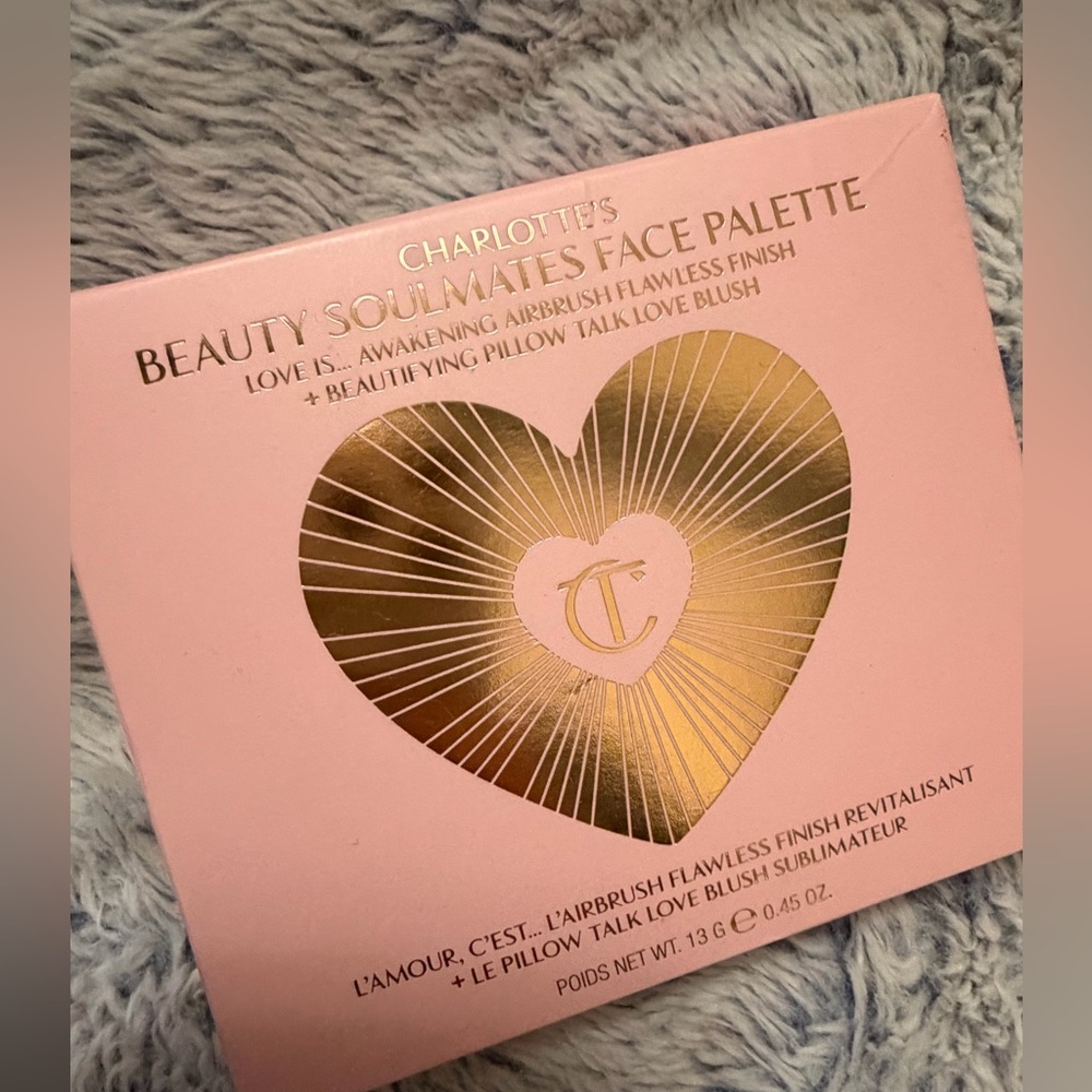 Charlotte Tilbury Beauty Soulmates Face Palette in Pink and Gold